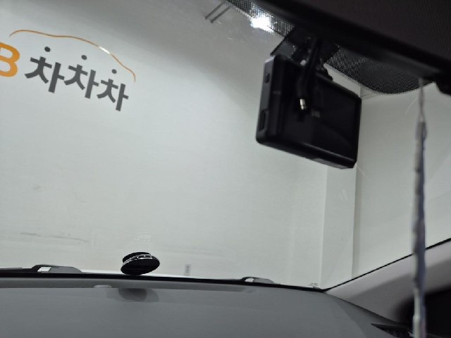 6081001788R15.jpg