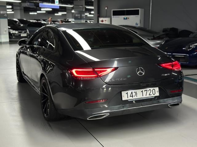 be9c2df6e7c871d9d4879cbb7c23d4f8.jpg