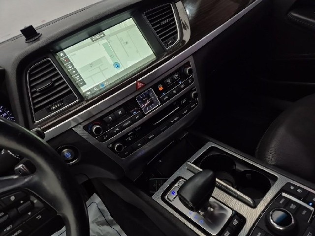 6101000637R10.jpg