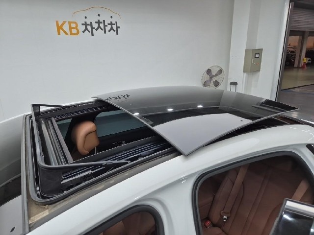 6101000062R13.jpg