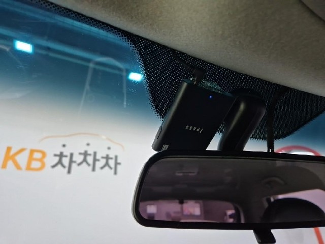 6101000816R17.jpg