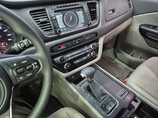 6101000079R10.jpg