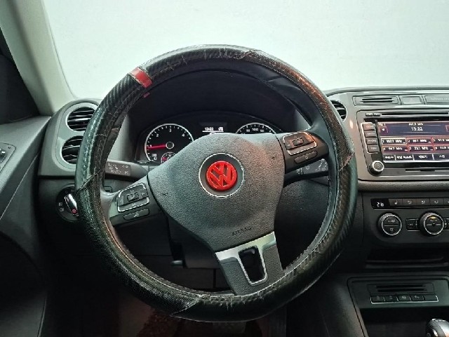 6061000883R9.jpg