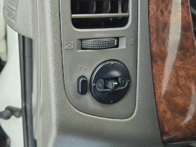6081500096R14.jpg