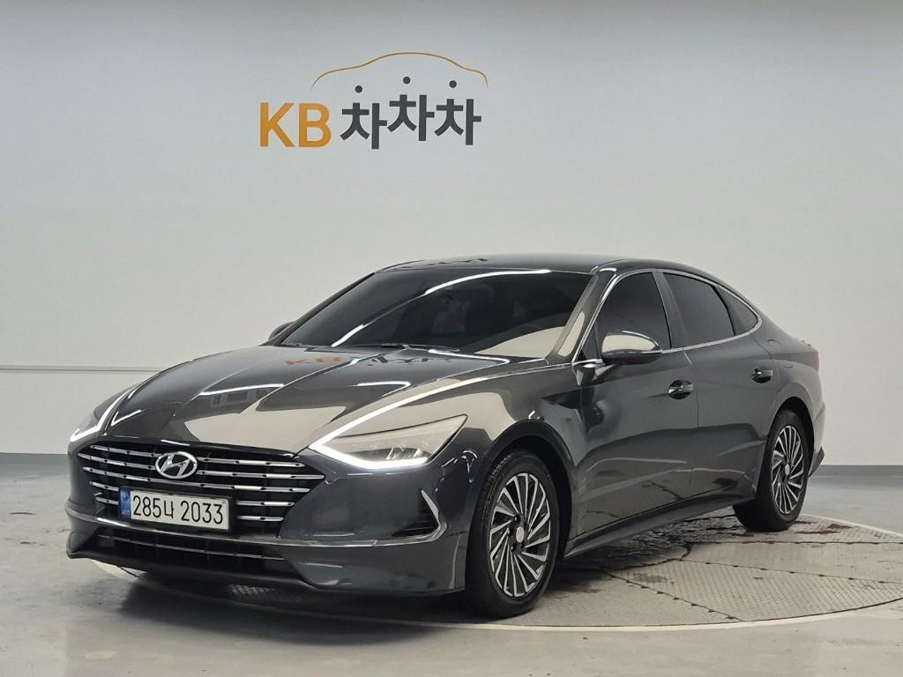 2021 Hyundai Sonata, photo 1 of 1
