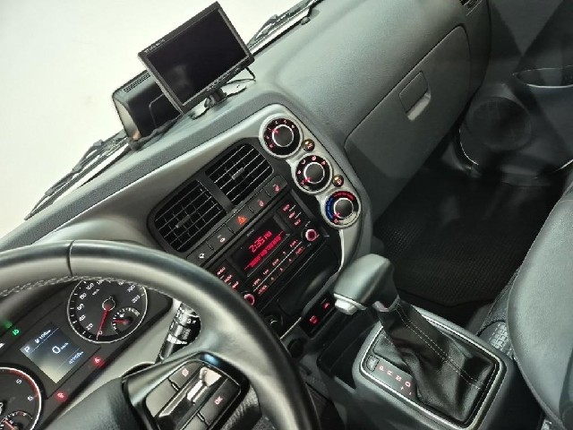6101000744R10.jpg