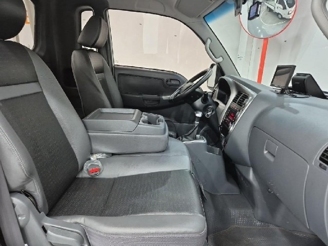 6101000744R12.jpg