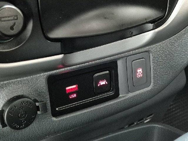 6101000744R16.jpg