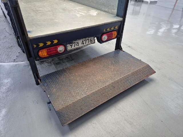 6101500640R15.jpg