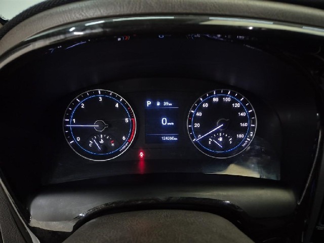 6101500640R5.jpg