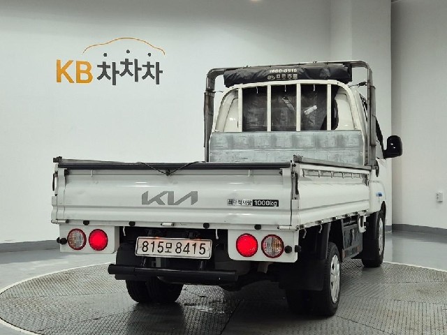 6101000730R3.jpg