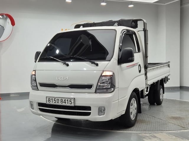 6101000730R1.jpg