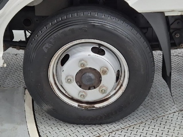 6091002285R15.jpg