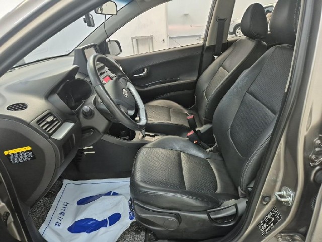 6031500740R11.jpg