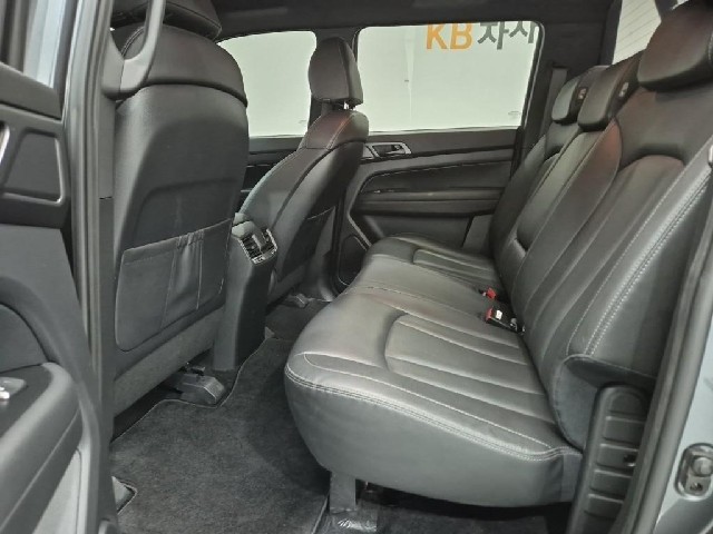6101000909R12.jpg