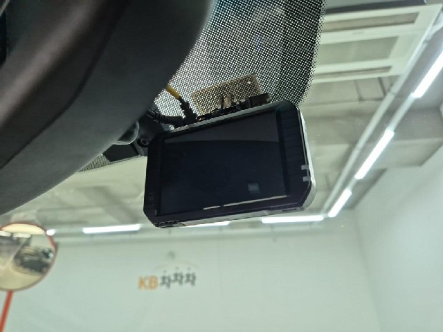 6101500688R16.jpg