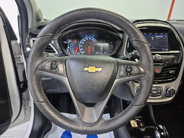 6101500638R9.jpg