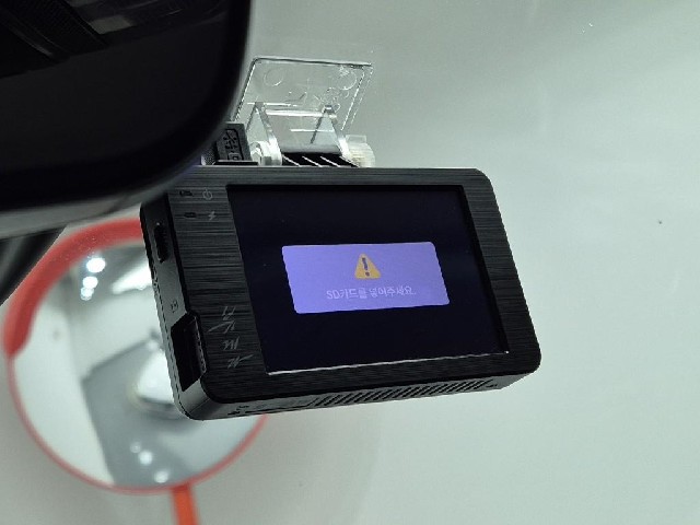 6101000300R15.jpg