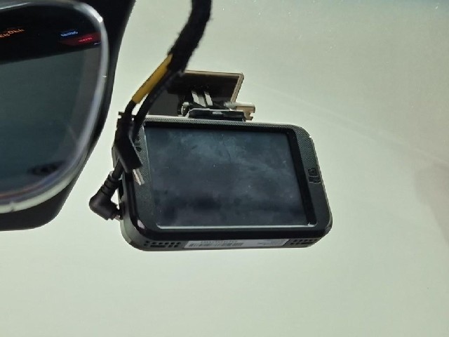6101000164R16.jpg