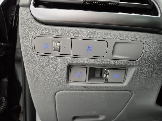 6101000087R18.jpg