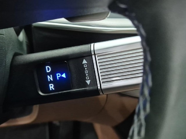 6101000085R8.jpg