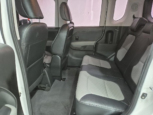 6091000830R12.jpg