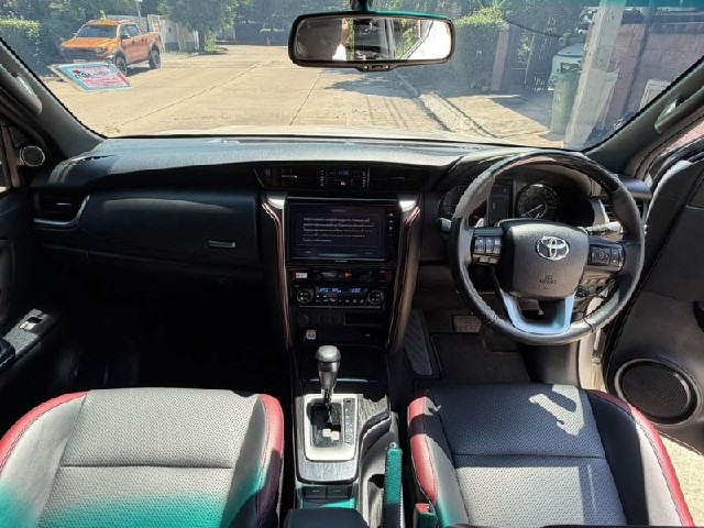 b35435aab44f8144cb7c5224dde6dff5.jpeg