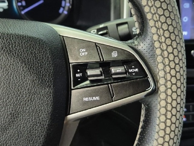 6081501576R15.jpg