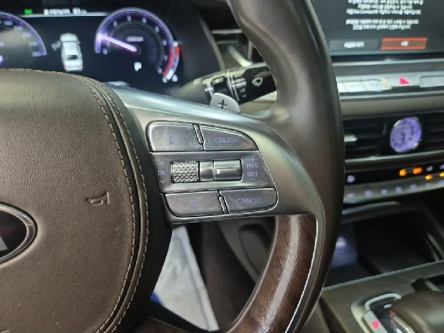 6071502287R16.jpg
