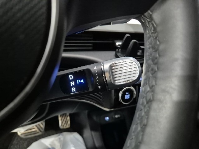 6081001810R8.jpg