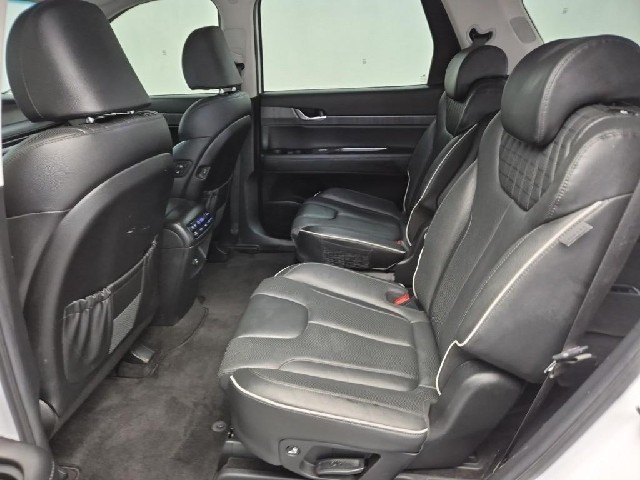6081500996R12.jpg