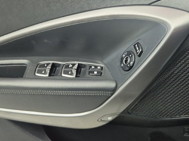 6081500704R18.jpg