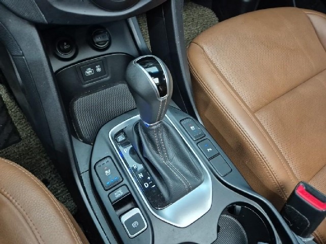 6081000708R8.jpg