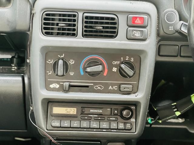 0404212A30261013W00109.jpg
