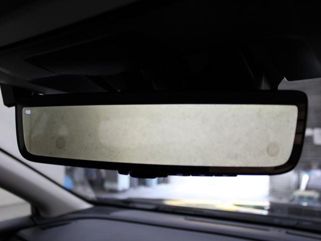 0540806A30261013W00107.jpg