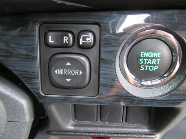 0840443A30261013W00117.jpg