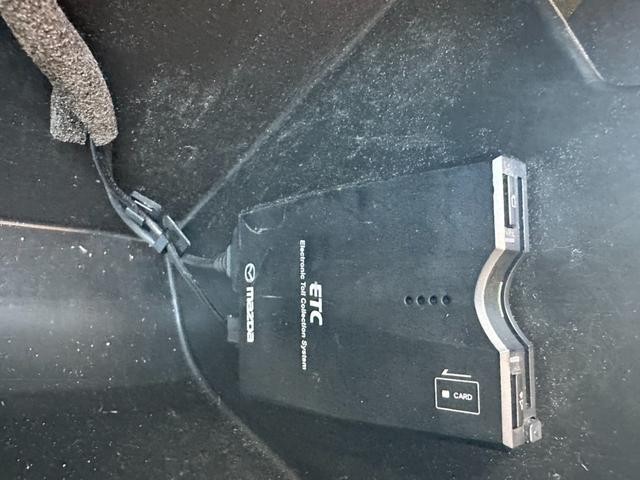 0507054A30261013W00115.jpg