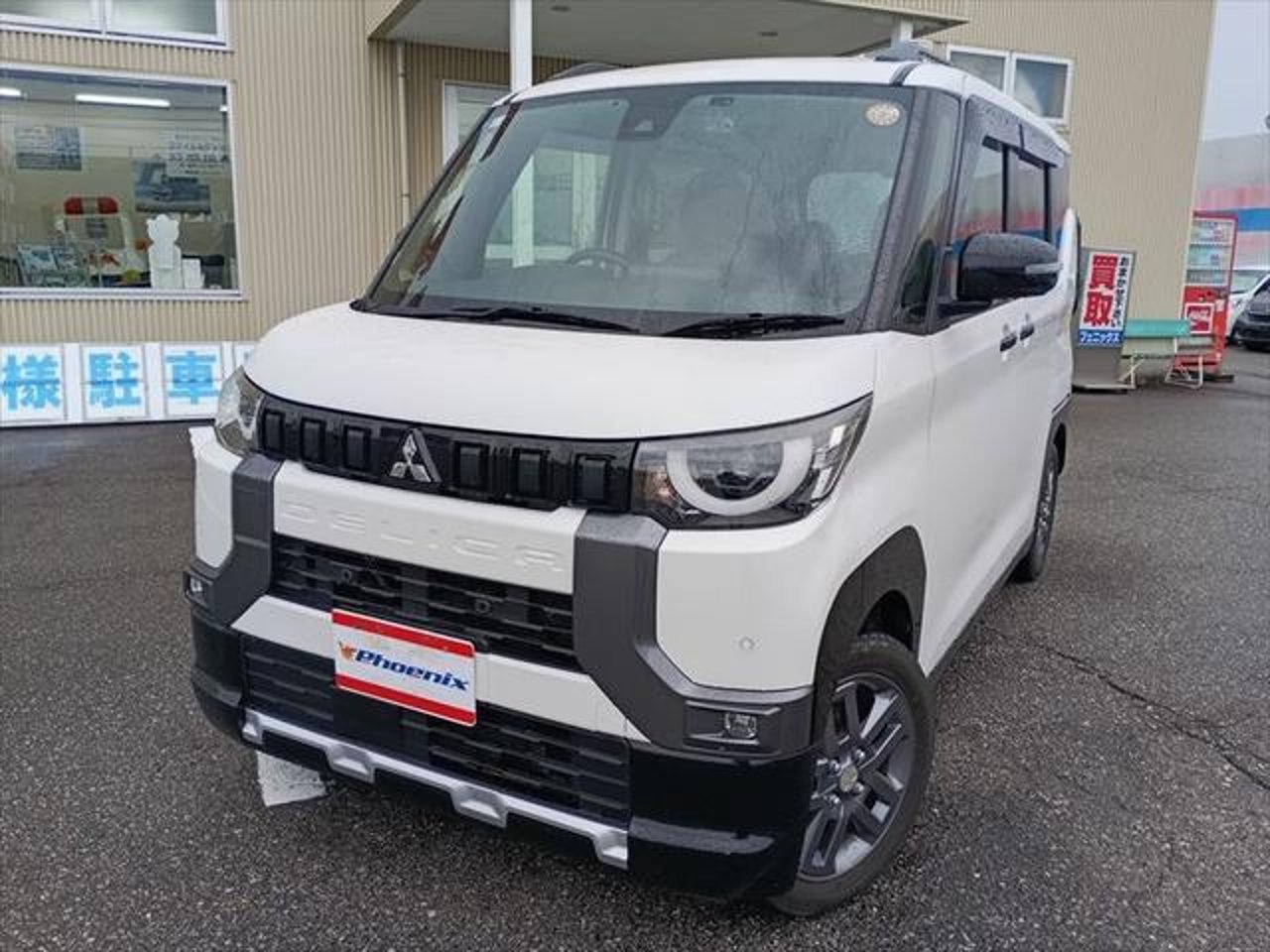 2024 Mitsubishi Delica, photo 1 of 1
