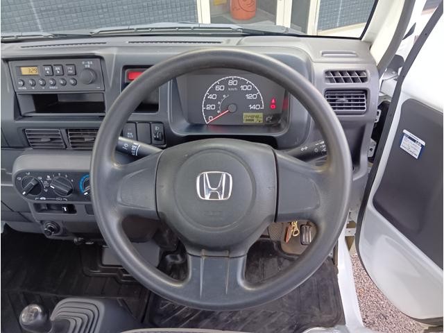 9900182A30261013W00305.jpg