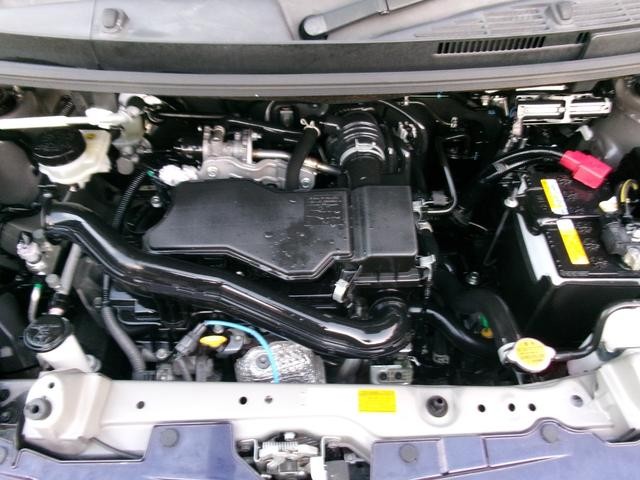 0902477A30261012W00115.jpg