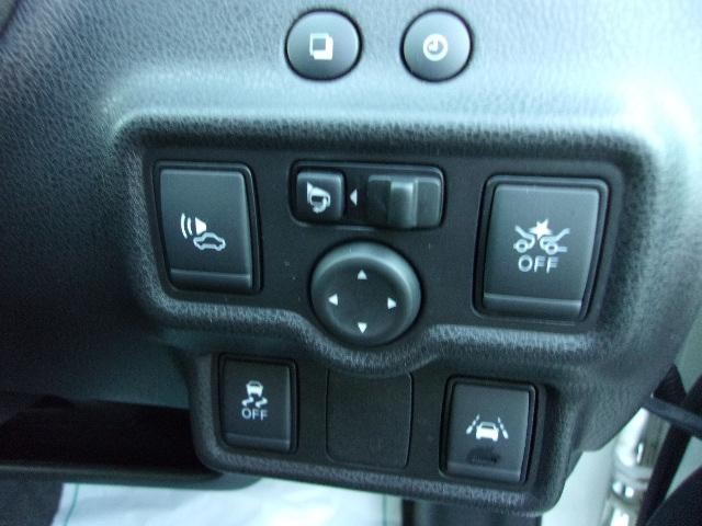 0502398A30261013W00111.jpg