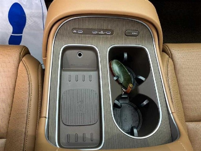 d06f3cb9be924ba61d5eeaa3ba06eb16.jpeg