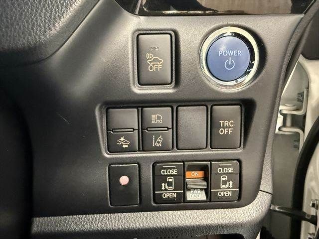 5775763be50d91b18e71f68e4ea55d3e.jpg