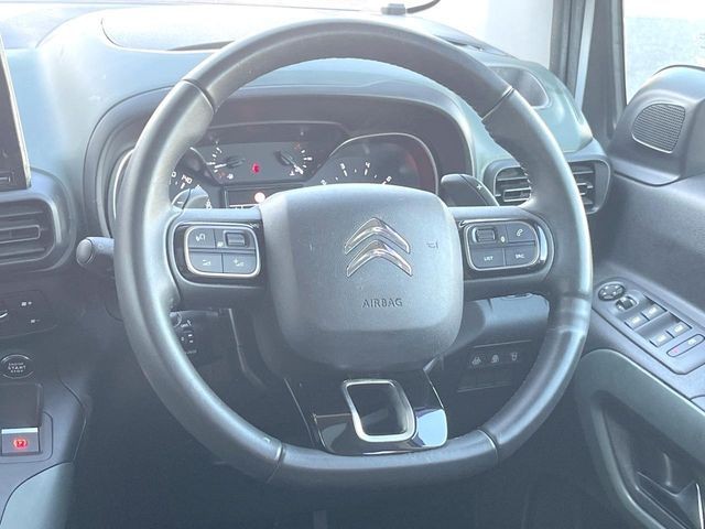 daa98e919a34f4f8b18955cc1ebc9221.jpg