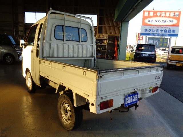 ff987e7f60a158b57d1e3e9683336255.jpg