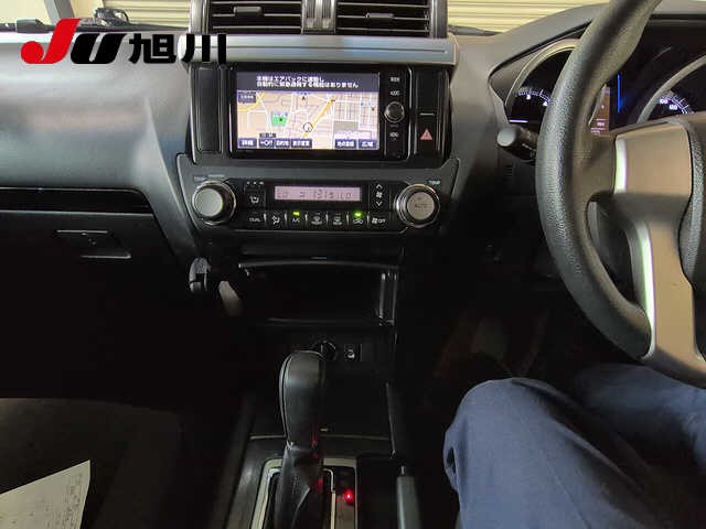 ae9f3e3e2426e9e78e6ebba4a6645380.jpg