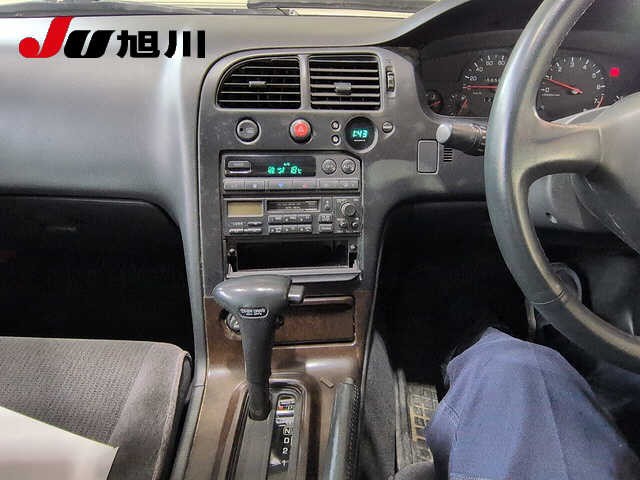 867f2332edac4c7540a3dd50b33bd332.jpg