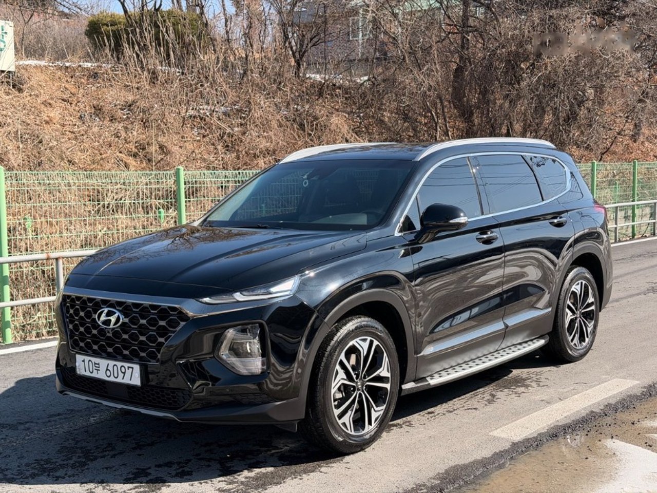 2019 Hyundai Santa, photo 1 of 1