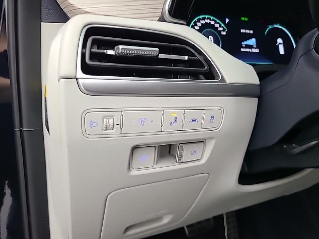 b6cebe59998ca3edc4bb86f12658f6d0.jpeg