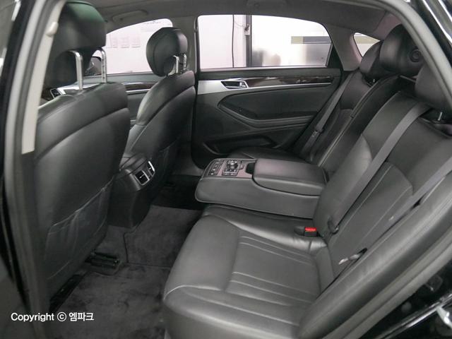 1051501818R11.jpg